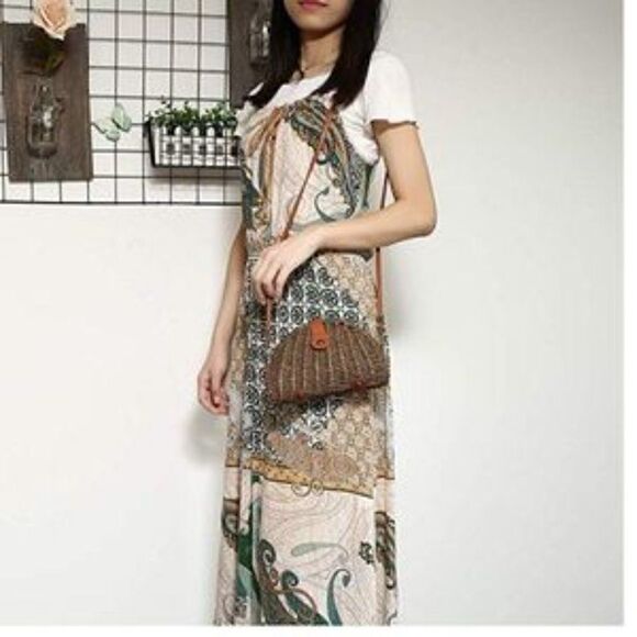 New Lunar Straw Bag - Picture 3 of 9